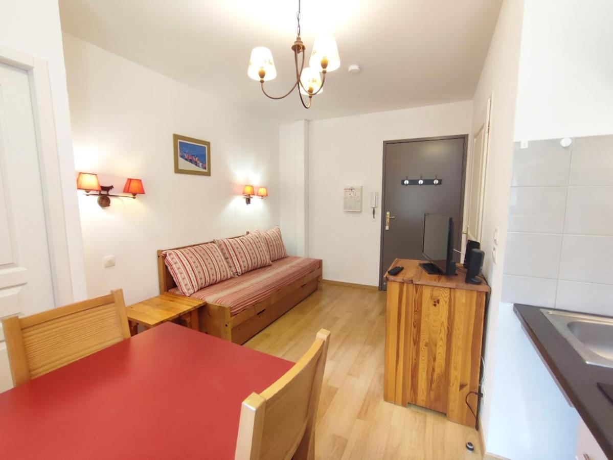 Pat 83, T2, Centre Luchon, Wifi, Casier A Skis, 4 Personnes Bagnères-de-Luchon Esterno foto
